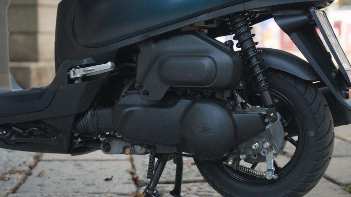 Leggerissimo, pratico e non consuma niente: ecco il SYM Colibrì 125, un nuovo peso piuma per la città